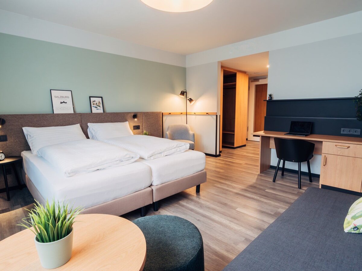 Business-Zimmer — möbliertes Apartment auf Zeit in Salzburg, 22–26 m², Kurzzeitmiete über IMMOXX