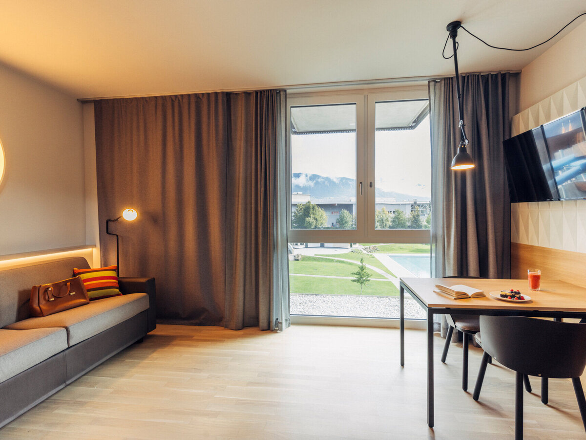 Apartment mit Wohnbereich — möbliertes Apartment auf Zeit in Telfs, 40–46 m², Kurzzeitmiete über IMMOXX